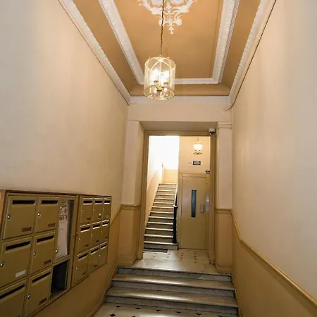 Apartment Designer Flat Nice